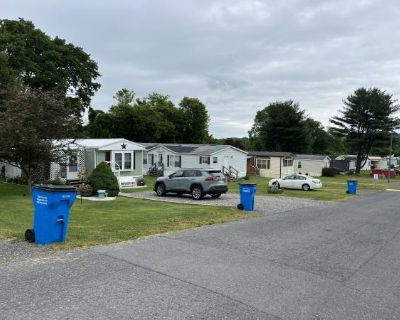 23 Minton Drive. Calling All DIY Dreamers! Ready to turn a hidden gem into your perfect home? Whether you're a seasoned renovator or just getting started, this is the affordable opportunity you've been waiting for .... 2 Bedroom. 2 Bathroom. 924 ft