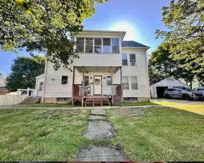 2248 ft Multi Family Home For Sale in ROLLINSFORD, NH