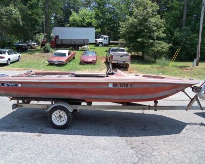 Stryker Stryker 15 Fiberglass Bass Boat 1976