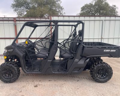 2025 Can-Am Defender MAX DPS HD9