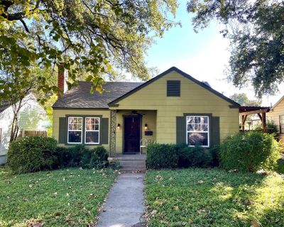 3 Bedroom 1BA 1199 ft Single Family House For Sale in Fort Worth, TX