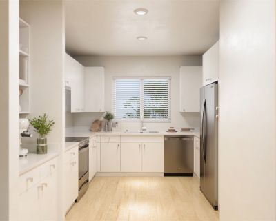 2 Bedroom 2BA 1280 ft Condo For Sale in Kapolei, HI