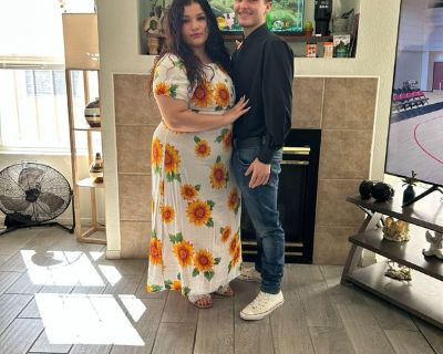 Marelo - Needs an Apartment on iROOMit or a Room