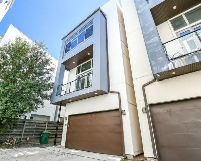 3215 Garrow Street. Welcome to 3215 Garrow St a beautifully updated 3-bedroom, 3.5-bath townhome in the gated Retreat on Velasco community near Downtown and EaDo. Enjoy open-concept living with high ceilings, hardwood floors, and abundant natural light. Each bedroom features a private ensuite bath for comfort and privacy. Recent updates include fresh paint, new carpet, refinished floors, and ne...