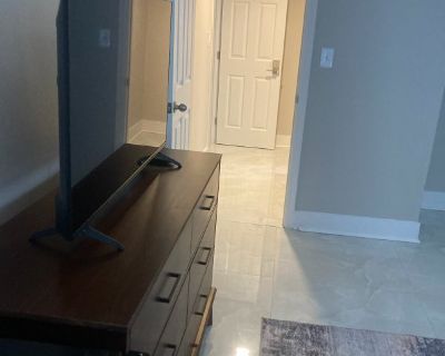 Furnished Room for Rent - Private room $950!! w/private bath $1150