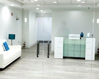Dedicated Desk - 10 Available at Oasis Office space-Fairfax,Virginia