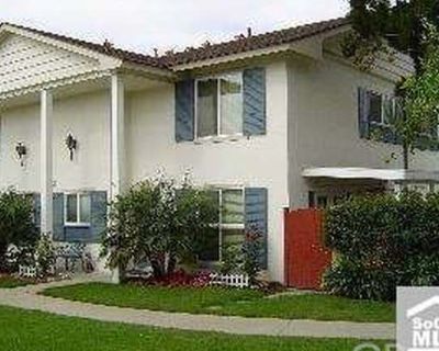 2 Bedroom 2BA 1148 ft Condo For Rent in Los Alamitos, CA