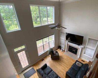 Available on: now. Unfurnished. Parking available * Internet included * 40+ years welcome. Military only! Golf course neighborhood close to Bragg, utilities included, flexible lease options, spare room for gear storage.. Rent $700 per month Bills Included Security deposit None Property type House Room furnishing Unfurnished Preferred gender Males Available on Now Stay length 3 - 18 months. Room...