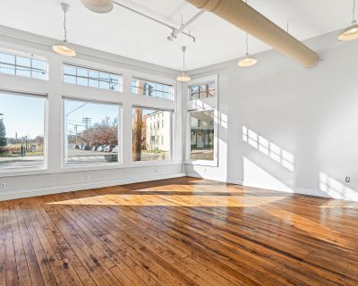 536 ft Commercial Property For Rent in New Haven, CT