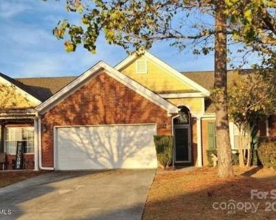 2 Bedroom 2BA 1320 ft Condominium For Sale in WILMINGTON, NC