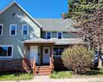 1 Bedroom 1BA 1104 ft² Pet-Friendly Apartment For Rent in Manistee, MI 814 Davis St