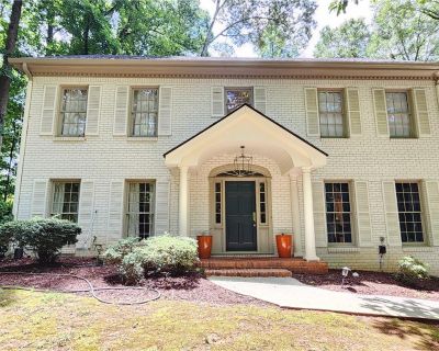 4 Bedroom 3BA 3540 ft Apartment For Rent in Atlanta, GA
