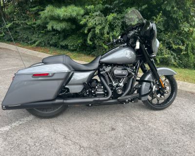 Condition: Used, Make: Harley-Davidson, Model: Street Glide Special, Year: 2021, Color: Gauntlet Gray Metallic (Black Pearl Option), Mileage: 4,126, Dealer: Moonshine Harley-Davidson, Phone: 615-266-0333. A factory-custom bagger with highway-shredding power, in a blacked-out or chrome finish