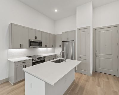 170 Malone Street 3301. Property for Rent in Houston, TX for $2,138 with 1 bedroom and 1 full bath. This 734 square foot property was built in 2025.. 1 Month Free!!! Newly built ,Upscale property near Memorial Park beckons with luxury amenities and pet-friendly perks. Boutique 1 and 2 bedroom apartments boast modern finishes, GAS quartz kitchen, and spacious living areas. Enjoy top-floor living...