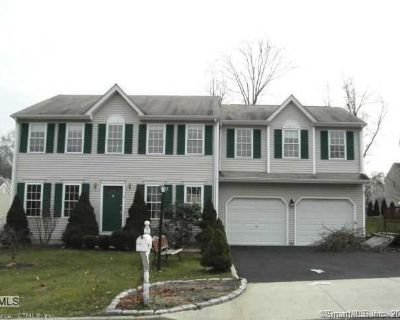 4 Bedroom 3BA 2564 ft House For Rent in Milford, CT