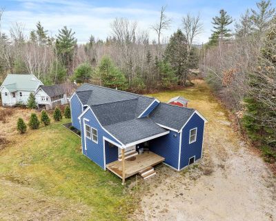 2 Bedroom 1BA 950 ft Single Family House For Sale in Albany, NH