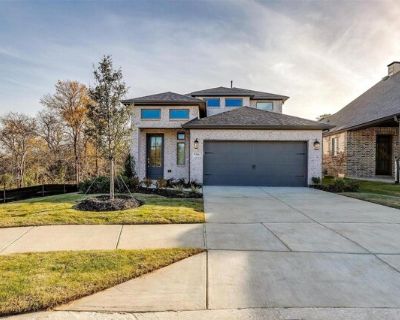 9344 Buckeye Bnd. This stunning home is situated on a large, private corner lot and is within walking distance to the club house, park and community pool. 4 Bedrooms, 3 full bathrooms, game room, 19 ft ceilings, large windows for tons of natural light, open floor plan, and unbeatable layout. The primary is located on the 1st floor with an ensuite bath directly connected to the laundry room for ...