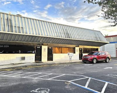 431 ft Commercial Property For Sale in Sunrise, FL