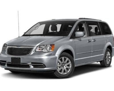 Used 2015 Chrysler Town &amp; Country Touring