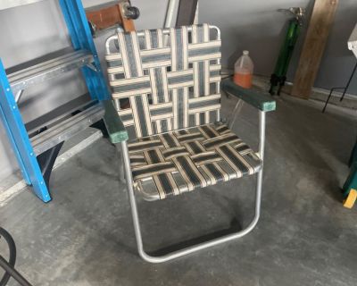 2 Vintage Green w/ White and Red Folding Chair