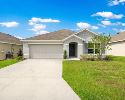 3 Bedroom 2BA 2245 ft House For Rent in Ocala, FL