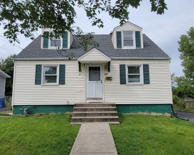 3 Bedroom 2BA 1080 ft House For Rent in Hartford, CT