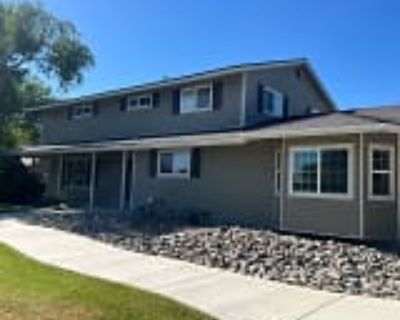 5 Bedroom 3BA 3240 ft² House For Rent in Gardnerville, NV 1899 Sorrel Ln