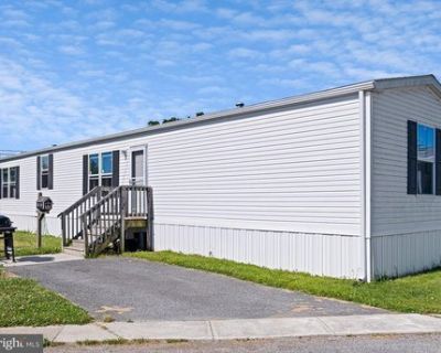 3 Bedroom 2BA Mobile Home For Sale in Wilmington, DE