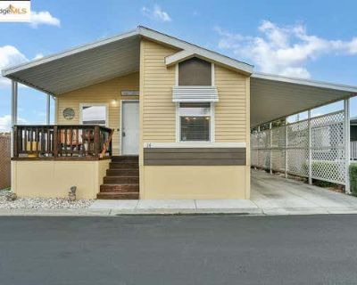 2 Bedroom 2BA 1174 ft Mobile Home For Sale in BRENTWOOD, CA