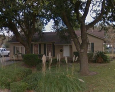 Single Family Home!!