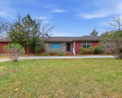 4 Bedroom 2BA 2414 ft Single Family House For Sale in Northfield, NJ