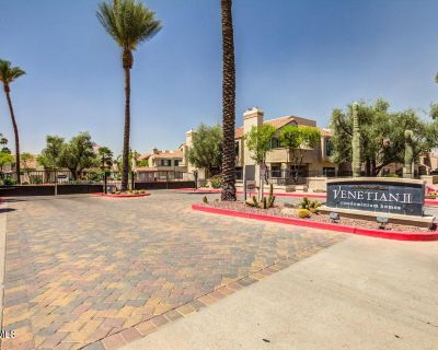 1 Bedroom 1BA 704 ft Apartment For Rent in Scottsdale, AZ