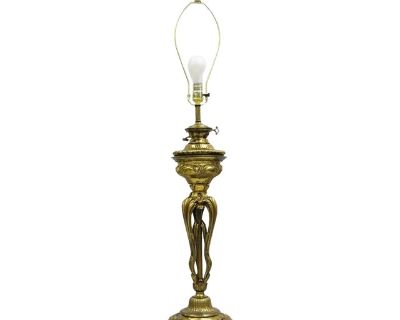Antique Hinks & Sons French Rococo Sculptural Bronze Oil Lamp Convert Table Lamp