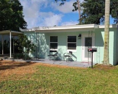 2 Bedroom 1BA Pet-Friendly House For Rent in Casselberry, FL