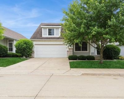3 Bedroom 3BA 1517 ft Condominium For Sale in WEST DES MOINES, IA