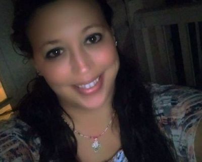 Looking for roomshare $135 a week