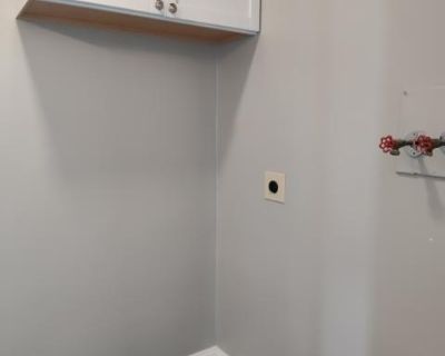 2 Bedroom 1.5BA 880 ft Apartment For Rent in Brodheadsville, PA