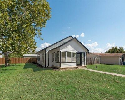 3 Bedroom 1BA House For Sale in Rowlett, TX