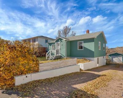 4 Bedroom 2BA 1692 ft Single Family Home For Sale in RAPID CITY, SD