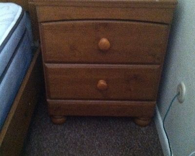 Bedroom Set 4 pc. with queen size mattress