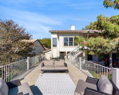 3 Bedroom 4 baths Dog-friendly 4.71 21 reviews What our guests are saying... AI-generated...