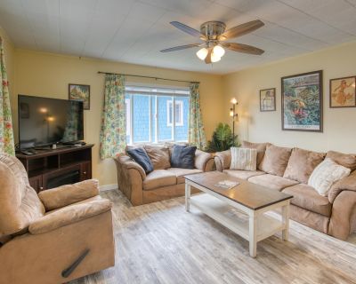 0 Bedroom 1BA 400 ft Furnished Pet-Friendly Apartment For Rent in Grayland