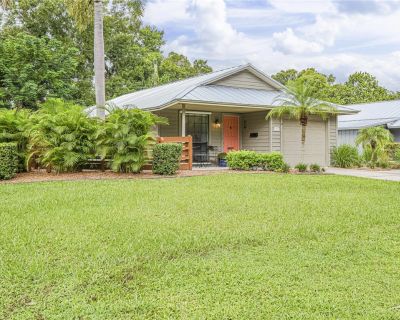 2 Bedroom 1BA 962 ft House For Rent in Vero Beach, FL