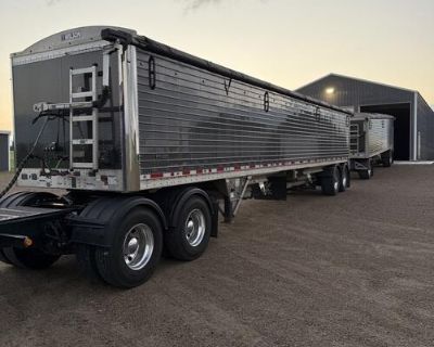 Wilson A Trains 3 sets available