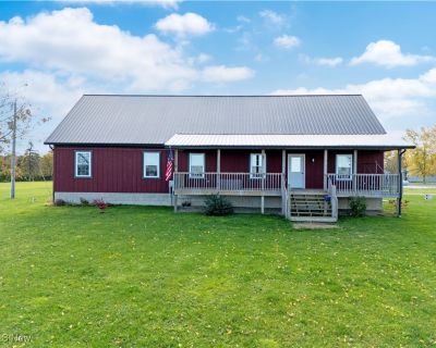 2 Bedroom 2BA 2764 ft Single Family House For Sale in Lakeville, OH