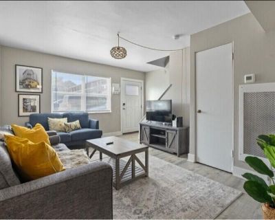 2 Bedroom 1BA 1100 ft Apartment For Rent in Columbus, OH