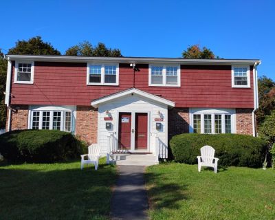 3 Bedroom 1BA 1254 ft Apartment For Rent in Randolph, MA