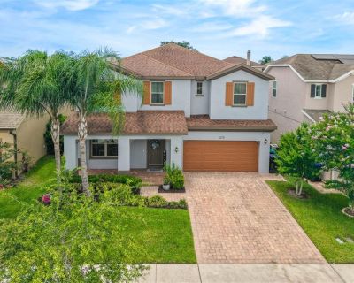 5 Bedroom 3BA 3832 ft Single Family House For Sale in Orlando, FL