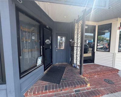 1 Bedroom 1BA 700 ft Apartment For Rent in Port Jefferson, NY