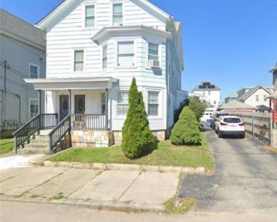3 Bedroom 1BA 2220 ft Apartment For Rent in Pawtucket, RI